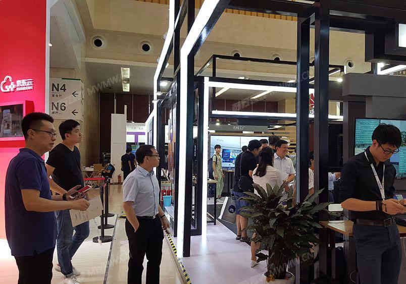 華朗源布藝有限公司參展廣州國際家具博覽會(huì)5